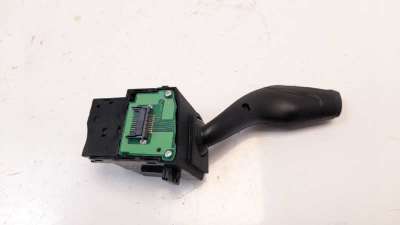 MANDO INTERMITENTES FORD FOCUS LIM.  - M.1039751 / AV6T13335AE