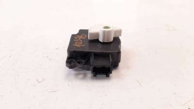 MOTOR APERTURA TRAMPILLAS CLIMATIZADOR FORD KA+  - M.1202434 / AV1119E616EA