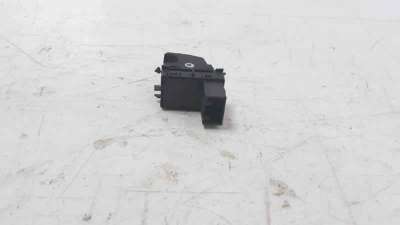 MANDO ELEVALUNAS TRASERO DERECHO VOLKSWAGEN POLO  - M.1202627 / 5G0959855RWZU