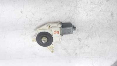 MOTOR ELEVALUNAS DELANTERO IZQUIERDO MERCEDES CLASE C  LIM.  - M.1207874 / A2048200542