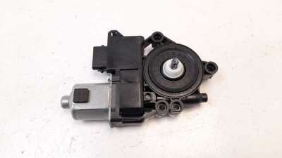 MOTOR ELEVALUNAS DELANTERO DERECHO KIA XCEED  - M.1202513 / 82460J7010