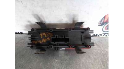 WARNING RENAULT MEGANE II BERLINA 5P  - M.381175 / 8200107808