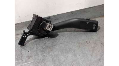 MANDO LIMPIA SEAT ALTEA 1.9 TDI (105 CV) DE 2005 - D.4568674 / 1K0953519