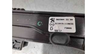 ELEVALUNAS DELANTERO DERECHO PEUGEOT 208 1.2 PureTech (101 CV) DE 2020 - D.4576752 / 9829043380