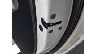 CERRADURA PUERTA TRASERA DERECHA  RENAULT KOLEOS 2.0 dCi D FAP (150 CV) DE 2011 - D.4577166 / 825029849R