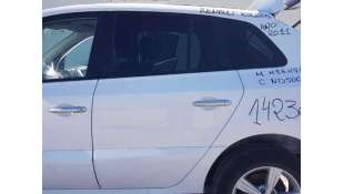 PUERTA TRASERA IZQUIERDA RENAULT KOLEOS 2.0 dCi D FAP (150 CV) DE 2011 - D.4577241 / 821010028R