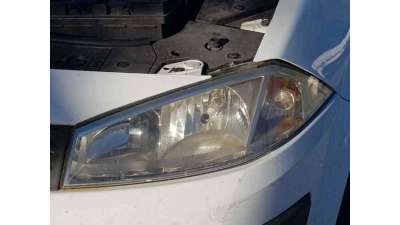 FARO IZQUIERDO RENAULT MEGANE II CLASSIC BERLINA 1.9 dCi D (120 CV) DE 2005 - D.4578605