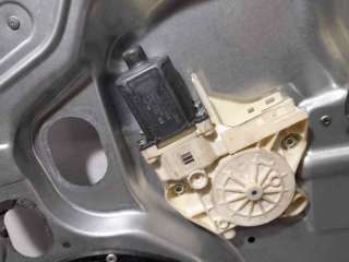 ELEVALUNAS DELANTERO DERECHO FORD FOCUS LIM. 1.8 TDCi Turbodiesel (116 CV) DE 2009 - D.4580535 / 984705203