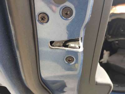 CERRADURA PUERTA TRASERA IZQUIERDA  FORD FOCUS 1.0 EcoBoost (125 CV) DE 2020 - D.4581495