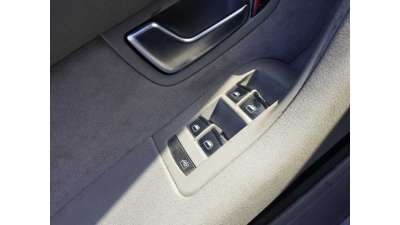 MANDO ELEVALUNAS DELANTERO IZQUIERDO  AUDI A8 3.0 V6 24V TDI (233 CV) DE 2005 - D.4584526