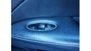 MANDO ELEVALUNAS DELANTERO DERECHO MERCEDES CLASE E  BERLINA 2.7 CDI (177 CV) DE 2003 - D.4600642