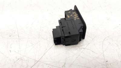 MANDO ELEVALUNAS TRASERO IZQUIERDO VOLKSWAGEN GOLF VII LIM.  - M.1175125 / 5G0959855L