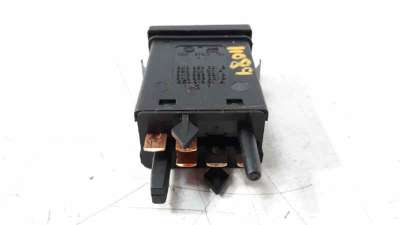 INTERRUPTOR VOLKSWAGEN POLO BERLINA  - M.1211443 / 6K0959561B