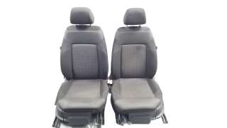 JUEGO ASIENTOS COMPLETO VOLKSWAGEN POLO  - M.1157173 / 6RF881805B