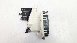CERRADURA PUERTA TRASERA DERECHA MERCEDES CLASE B  - M.1213131 / 2047302835