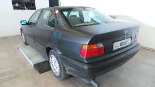 BMW SERIE 3 BERLINA 325tds 1999 4p - 19068