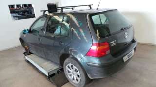 VOLKSWAGEN GOLF IV BERLINA Soul 2000 5p - 19059