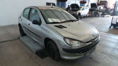 PEUGEOT 206 BERLINA XN 2002 5p - 19129