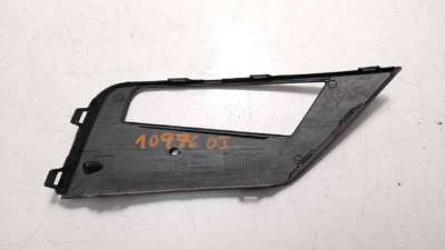 REJILLA PARAGOLPES IZQUIERDA SEAT LEON  - M.1185142 / 5F0853665G