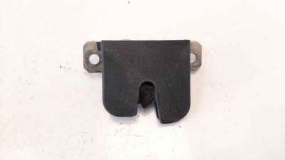 CERRADURA MALETERO / PORTON SEAT IBIZA  - M.1193976 / 6L6827505A