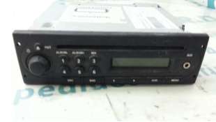 SISTEMA AUDIO / RADIO CD DACIA DUSTER 1.6 16V (105 CV) DE 2011 - D.3260624 / 7648052592