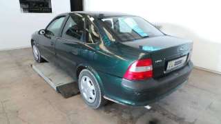 OPEL VECTRA B BERLINA CD 1998 4p - 19124