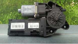 MOTOR ELEVALUNAS DELANTERO IZQUIERDO RENAULT MEGANE III BERLINA 5 P 1.5 dCi D FAP (95 CV) DE 2016 - D.4284458 / 807310246R