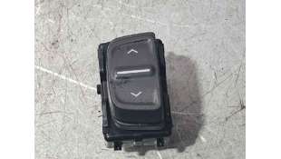 MANDO ELEVALUNAS TRASERO DERECHO DACIA SANDERO 1.5 BLUE dCi D FAP (95 CV) DE 2020 - D.4516097 / 254214937R