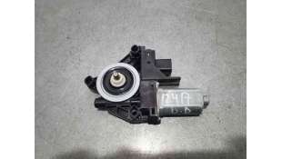 MOTOR ELEVALUNAS DELANTERO DERECHO JEEP CHEROKEE 2.2 M-Jet (200 CV) DE 2015 - D.4522879 / 931401104