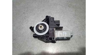 MOTOR ELEVALUNAS DELANTERO DERECHO JEEP CHEROKEE 2.2 M-Jet (200 CV) DE 2015 - D.4522879 / 931401104