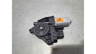 MOTOR ELEVALUNAS DELANTERO DERECHO JEEP CHEROKEE 2.2 M-Jet (200 CV) DE 2015 - D.4522879 / 931401104