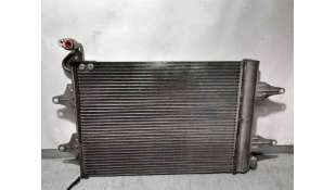 CONDENSADOR / RADIADOR AIRE ACONDICIONADO VOLKSWAGEN POLO 1.4 16V (75 CV) DE 2004 - D.4527844 / 6Q0820411J 2
