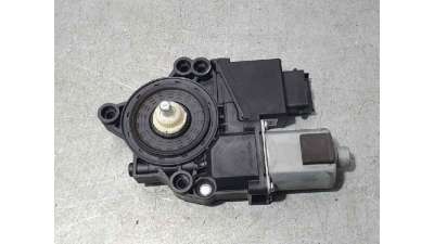 MOTOR ELEVALUNAS TRASERO DERECHO HYUNDAI I30 1.4 CRDi (90 CV) DE 2014 - D.4529288 / 83460A6010