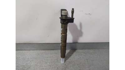 INYECTOR BMW SERIE 3 BERLINA 2.0 Turbodiesel (177 CV) DE 2004 - D.4538034 / 779787705