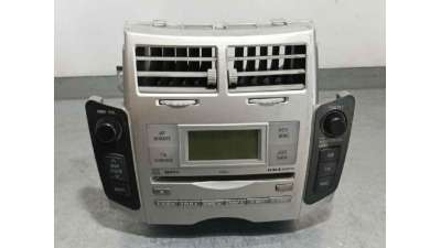 SISTEMA AUDIO / RADIO CD TOYOTA YARIS 1.3 (87 CV) DE 2006 - D.4551775 / 861200D210