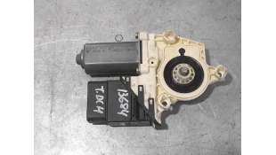 MOTOR ELEVALUNAS TRASERO DERECHO SEAT LEON 1.9 TDI (150 CV) DE 2004 - D.4553717 / 1C0959812A 2