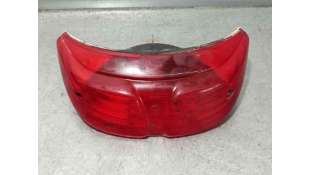 PILOTO TRASERO CENTRAL PEUGEOT TREKKER / TKR 49 cm3 (4 CV) DE 2000 - D.4554914