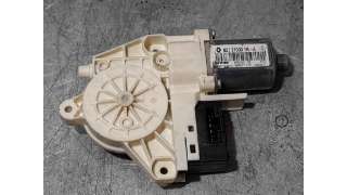 MOTOR ELEVALUNAS TRASERO IZQUIERDO RENAULT LAGUNA III 2.0 dCi D (150 CV) DE 2010 - D.4568677 / 827310001R