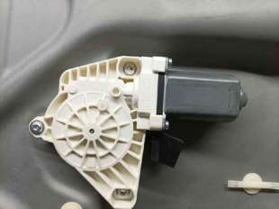 ELEVALUNAS TRASERO DERECHO MERCEDES CLASE B 1.5 (95 CV) DE 2011 - D.4608809 / A1697301679 2