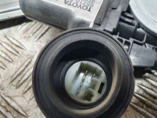 ELEVALUNAS TRASERO IZQUIERDO TOYOTA AURIS 1.4 Turbodiesel (90 CV) DE 2015 - D.4609636 / SIN REF