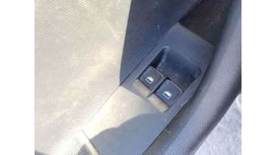 MANDO ELEVALUNAS DELANTERO IZQUIERDO  SEAT TOLEDO 1.6 TDI (105 CV) DE 2014 - D.4609912