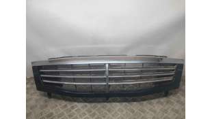 REJILLA DELANTERA SSANGYONG REXTON 2.7 Turbodiesel (163 CV) DE 2005 - D.4617304 / SIN REF