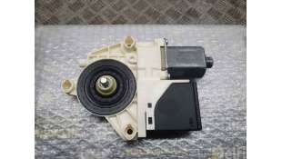 MOTOR ELEVALUNAS TRASERO DERECHO RENAULT MEGANE III BERLINA 5 P 1.6 16V (110 CV) DE 2011 - D.4618759 / 827306548R 2