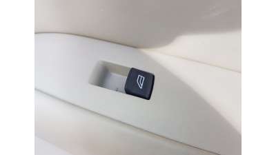 MANDO ELEVALUNAS TRASERO DERECHO VOLVO S80 BERLINA 2.4 D (185 CV) DE 2007 - D.4619168