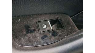 MANDO ELEVALUNAS TRASERO IZQUIERDO MAZDA CX-30 híbrido-suave 90 kW ACT (122 CV) DE 2022 - D.4619309