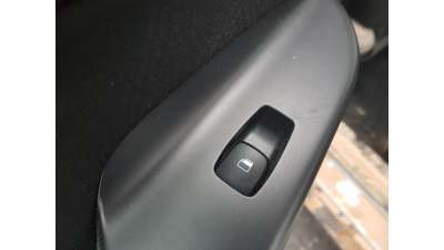MANDO ELEVALUNAS TRASERO IZQUIERDO HYUNDAI KONA 1.0 TGDI (120 CV) DE 2018 - D.4622897