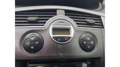 MANDO CLIMATIZADOR RENAULT SCENIC II 1.9 dCi D (120 CV) DE 2005 - D.4623312