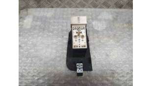 MANDO ELEVALUNAS DELANTERO DERECHO CHEVROLET EPICA 2.0 D (150 CV) DE 2007 - D.4630196 / SIN REF 2