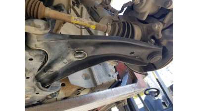 BRAZO SUSPENSION INFERIOR DELANTERO IZQUIERDO FORD TRANSIT COURIER 1.5 TDCi (75 CV) DE 2018 - D.4631931