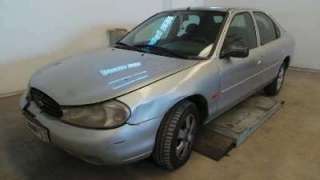 FORD MONDEO BERLINA Ambiente 1998 5p - 19497